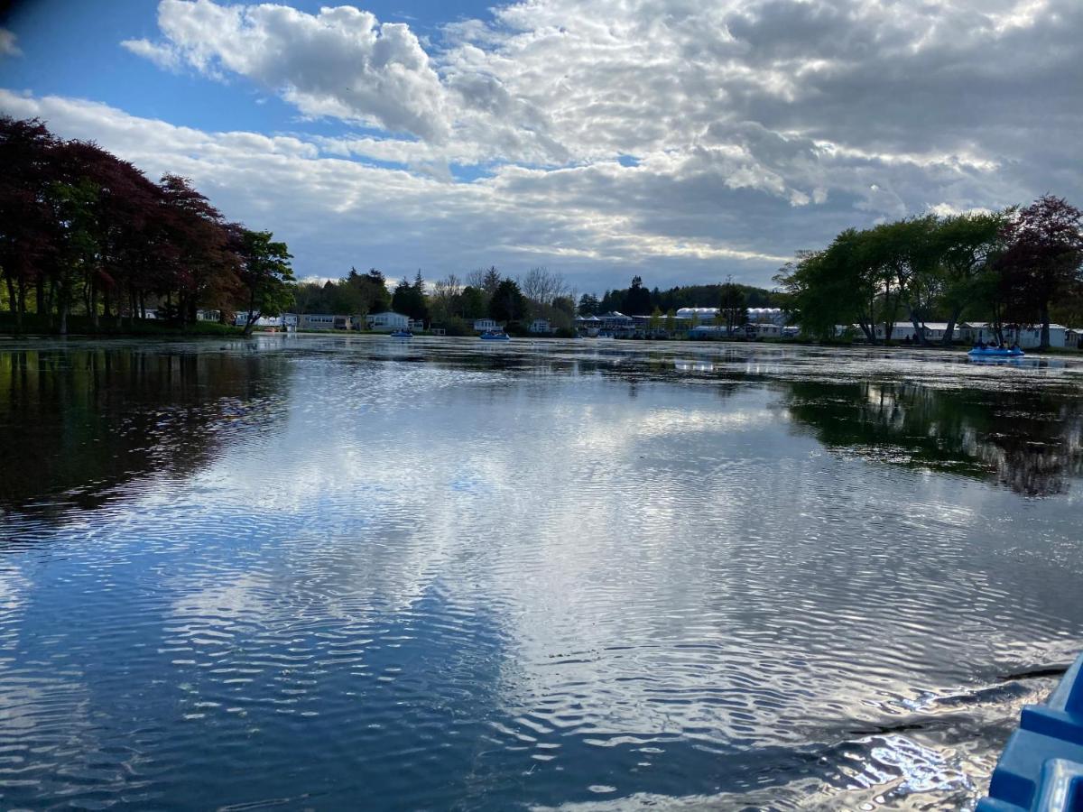 Haggerston Castle 6 Berth Caravan - Lakeside North 23 Cheswick  ภายนอก รูปภาพ